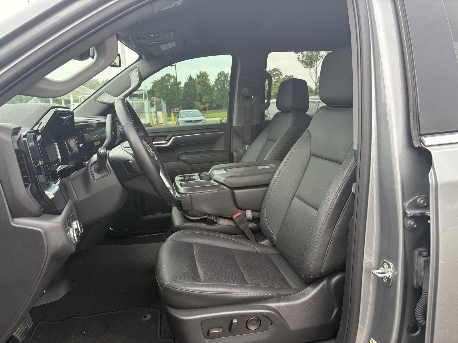 2025 Gmc Sierra 1500 SLT photo 8