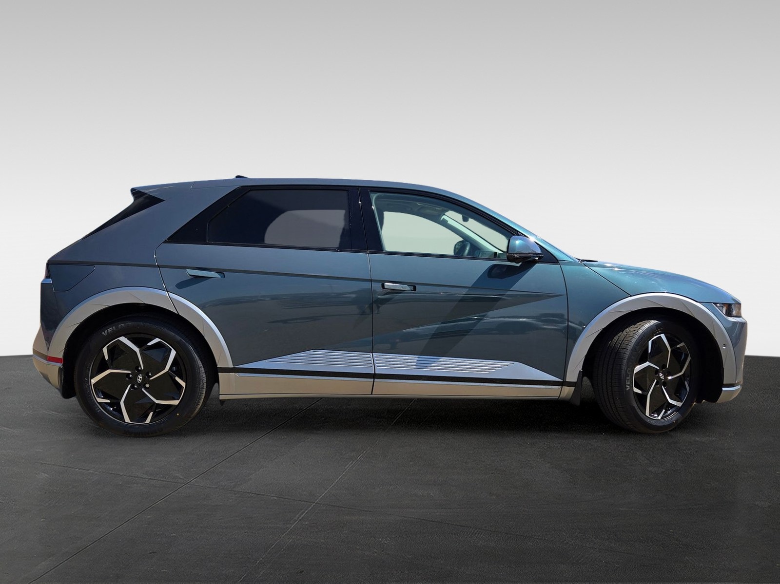 2023 Hyundai Ioniq 5 Limited photo 3