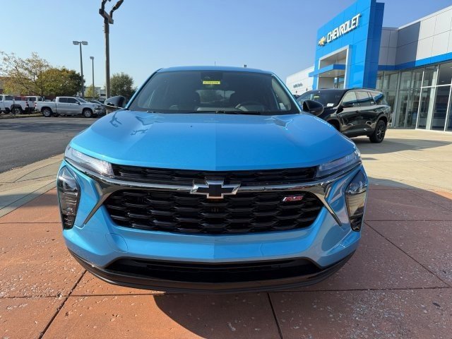 2026 Chevrolet Trax photo 2