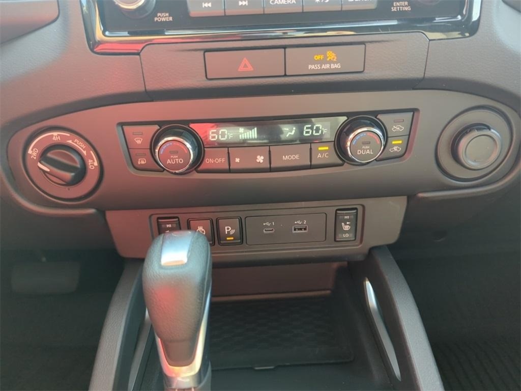 2022 Nissan Frontier SV photo 14