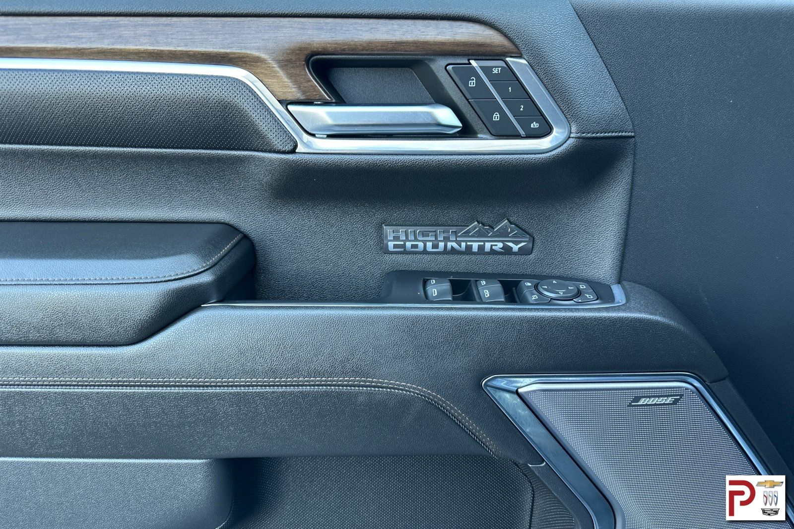 2024 Chevrolet Silverado 1500 High Country photo 11