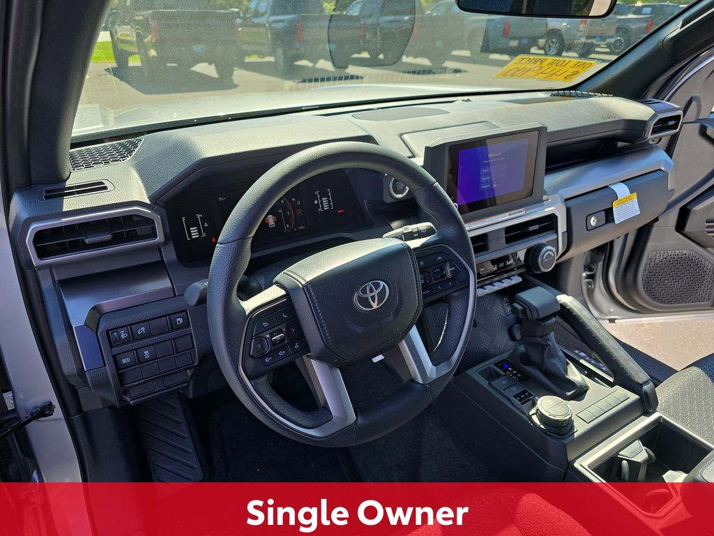 2025 Toyota 4Runner SR5 photo 15