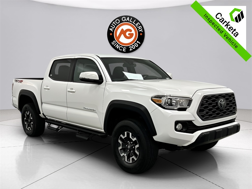 2022 Toyota Tacoma TRD Off Road's photo