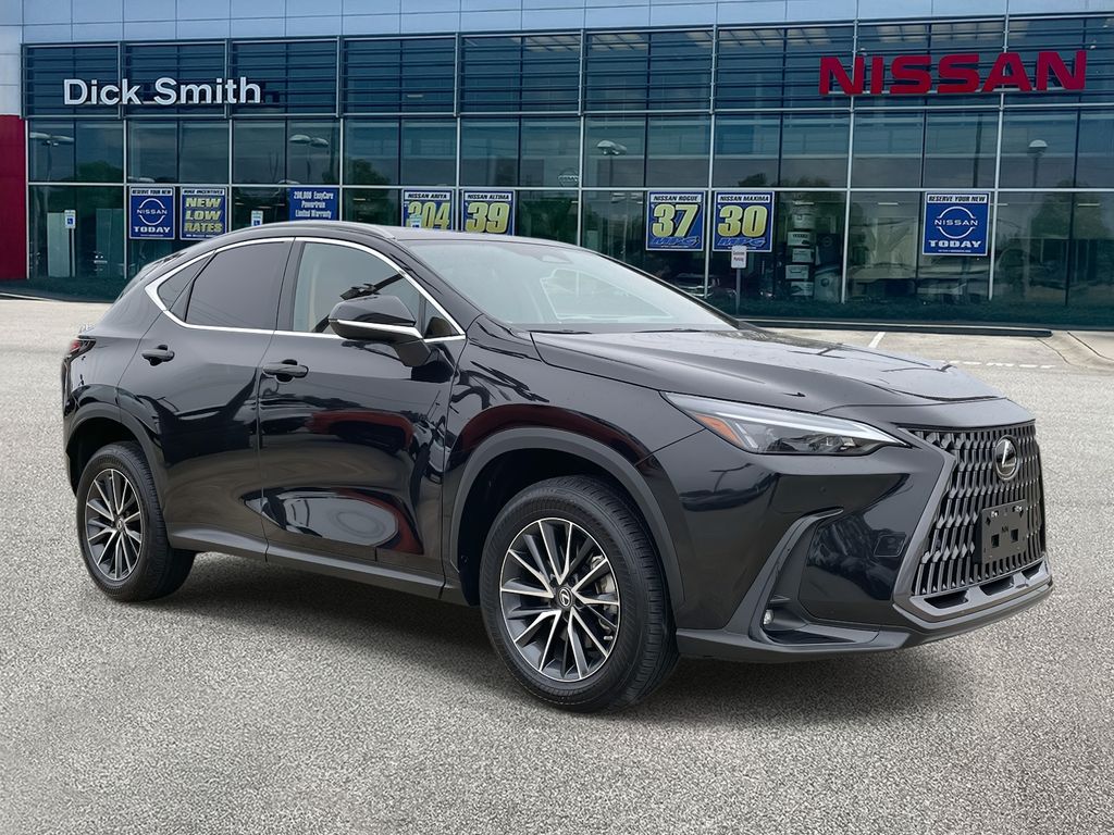 2023 Lexus NX 350's photo