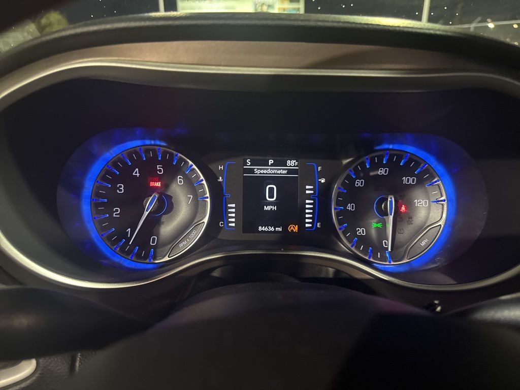 2020 Chrysler Voyager LXi photo 18