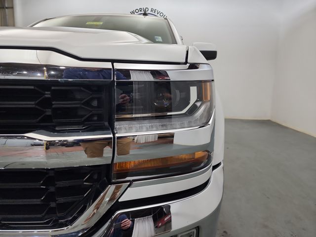 2018 Chevrolet Silverado 1500 LT photo 32