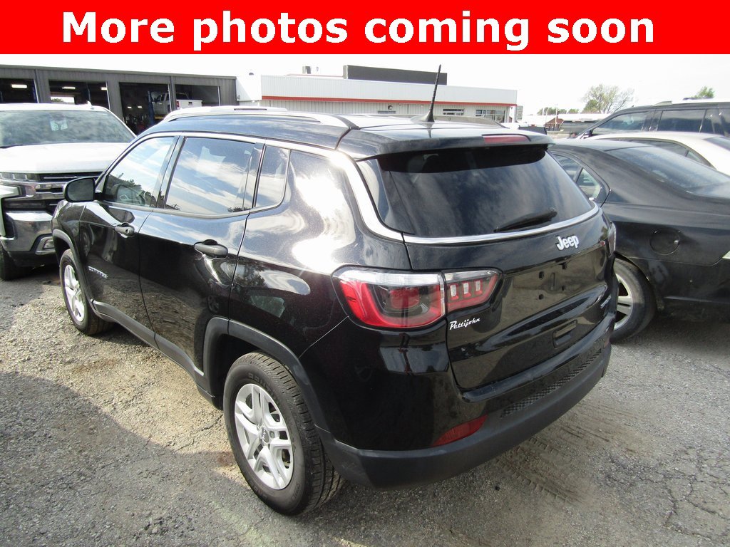 2019 Jeep Compass Sport photo 3