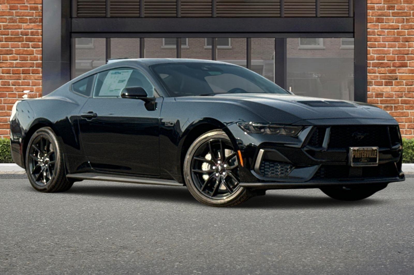2025 Ford Mustang GT photo 2