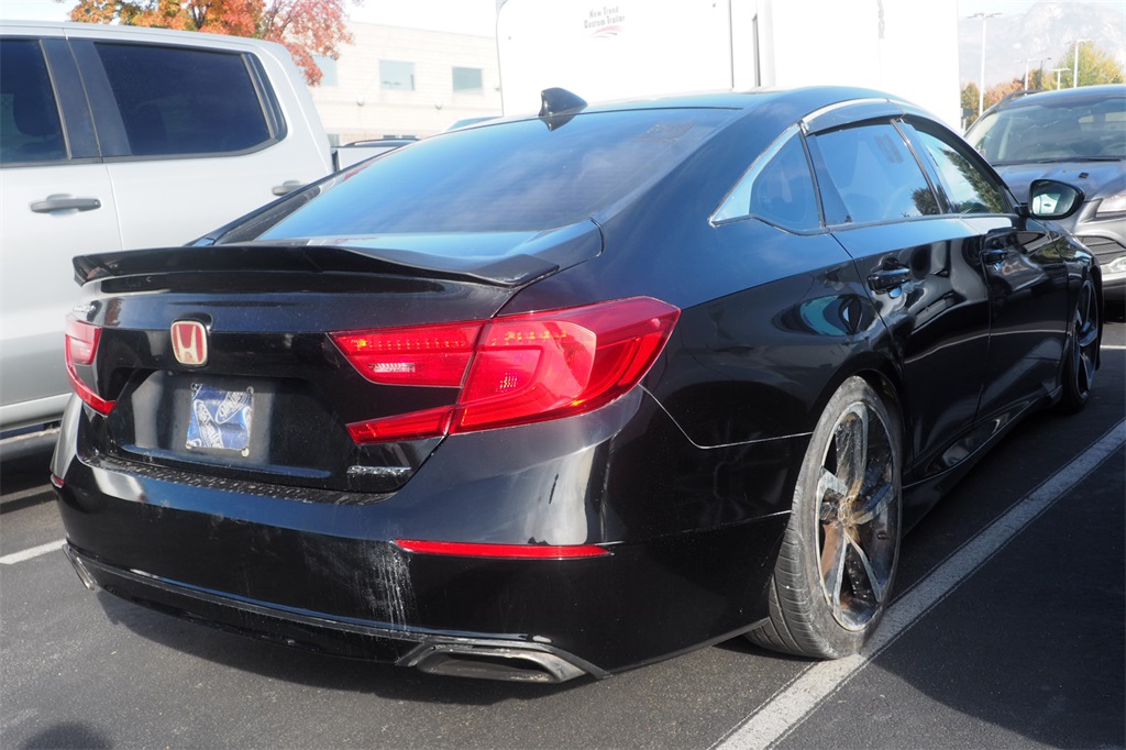 2020 Honda Accord Sport photo 2