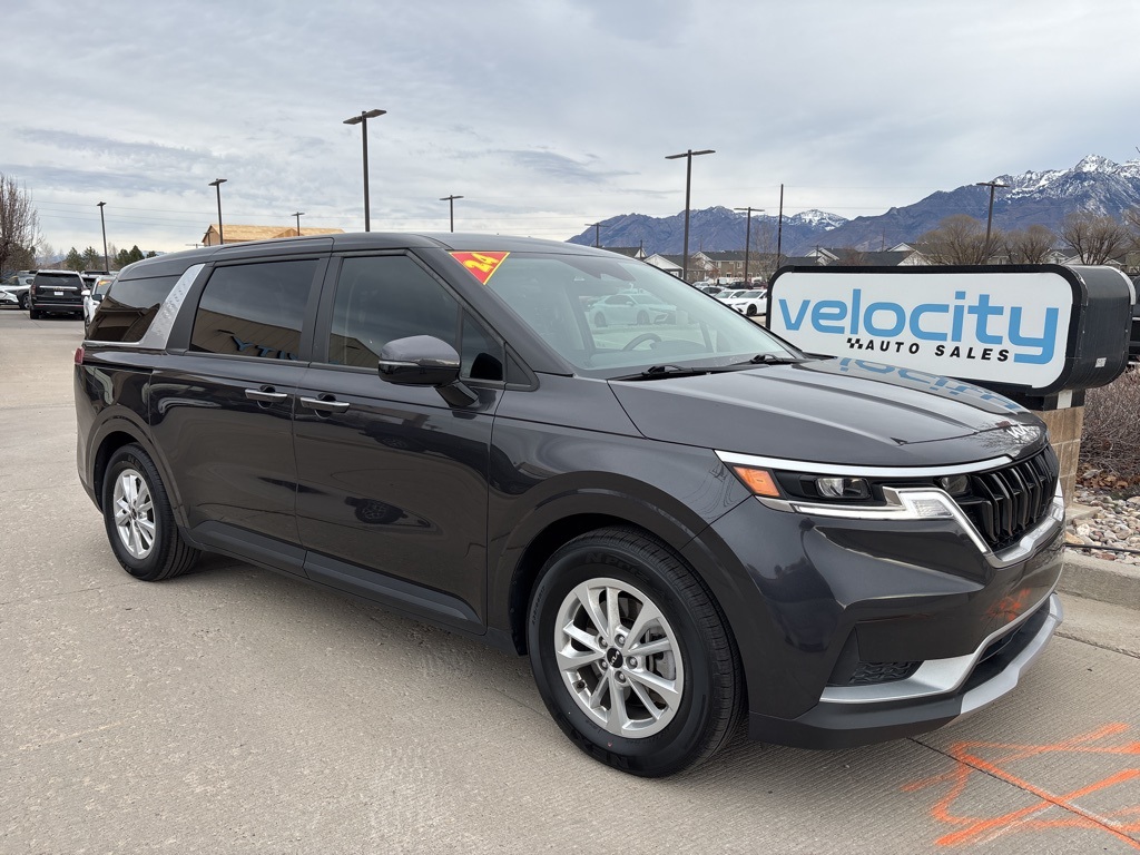 2024 Kia Carnival LX Seat Pkg's photo