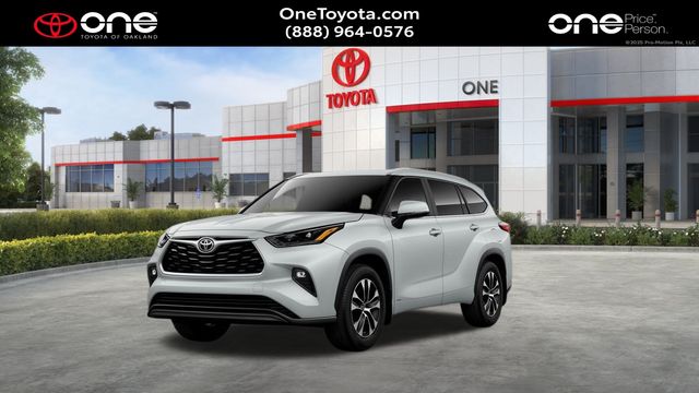 2026 Toyota Highlander XLE's photo