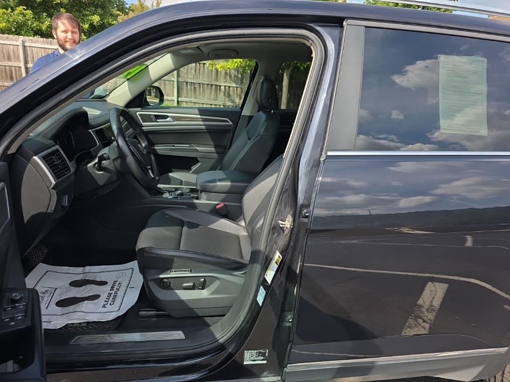 2019 Volkswagen Atlas V6 SEL photo 3