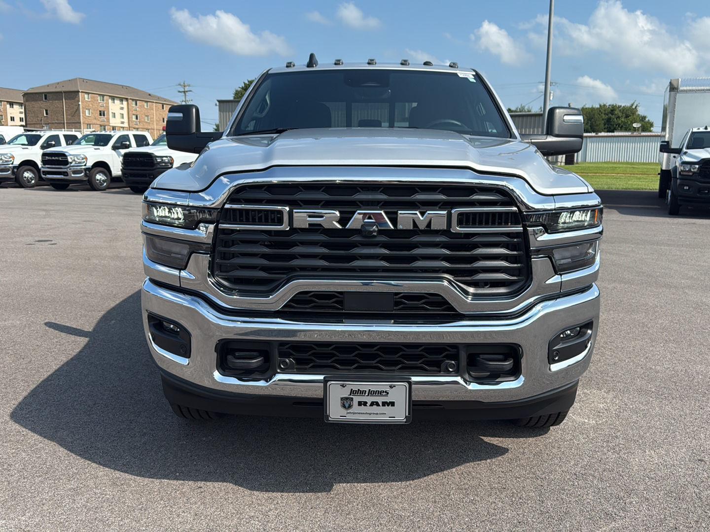 2025 Ram 2500 Tradesman photo 15