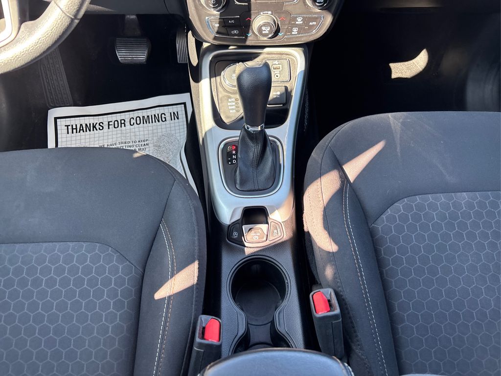 2019 Jeep Compass Sport photo 18