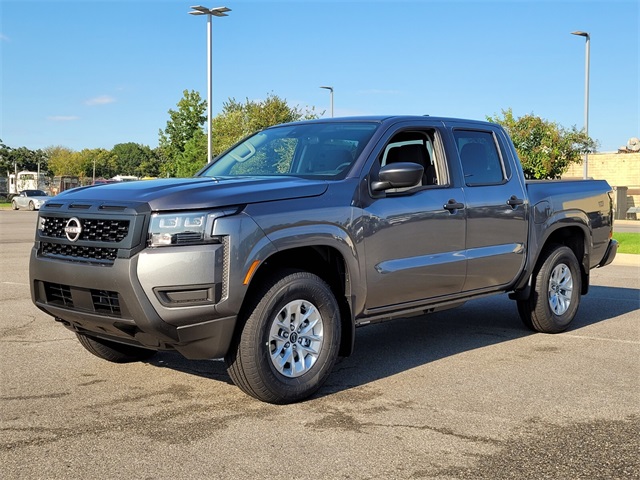 2026 Nissan Frontier S photo 4