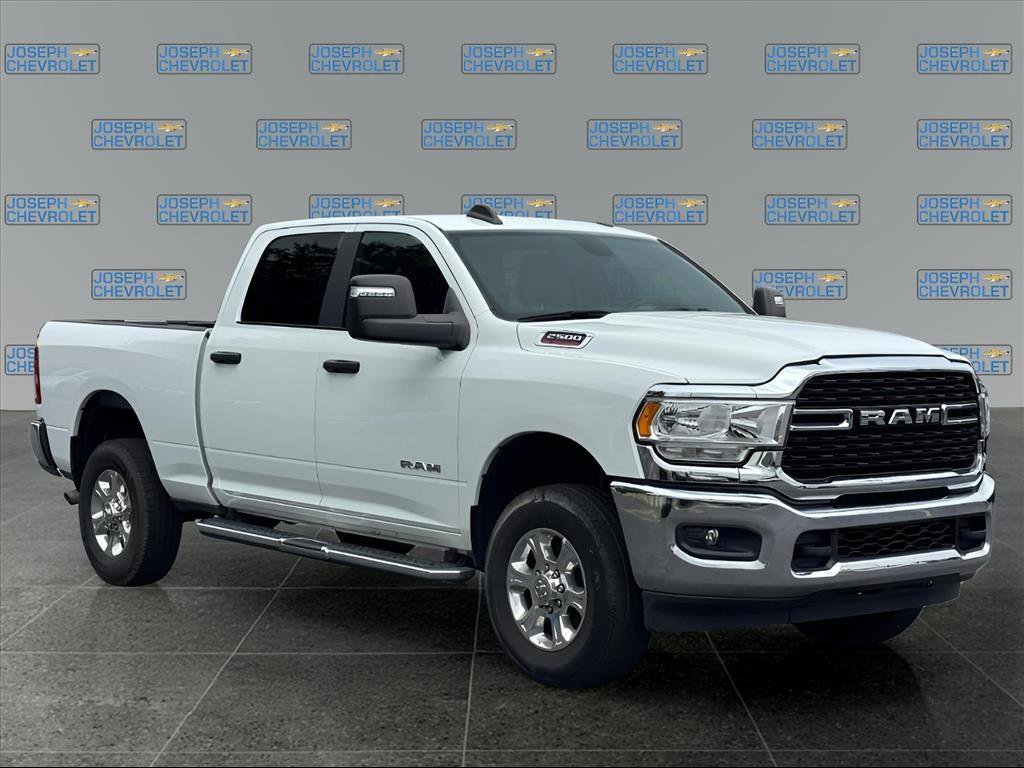2024 Ram 2500 Big Horn photo 3