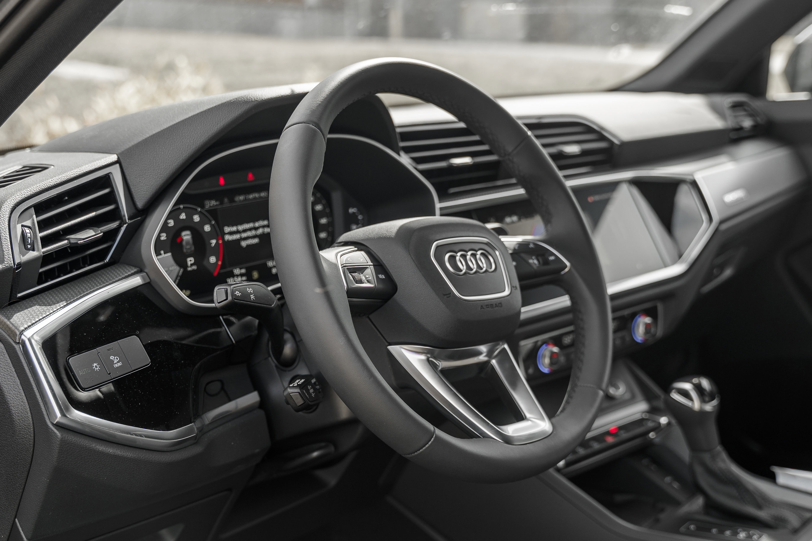 2025 Audi Q3 S line Premium photo 8