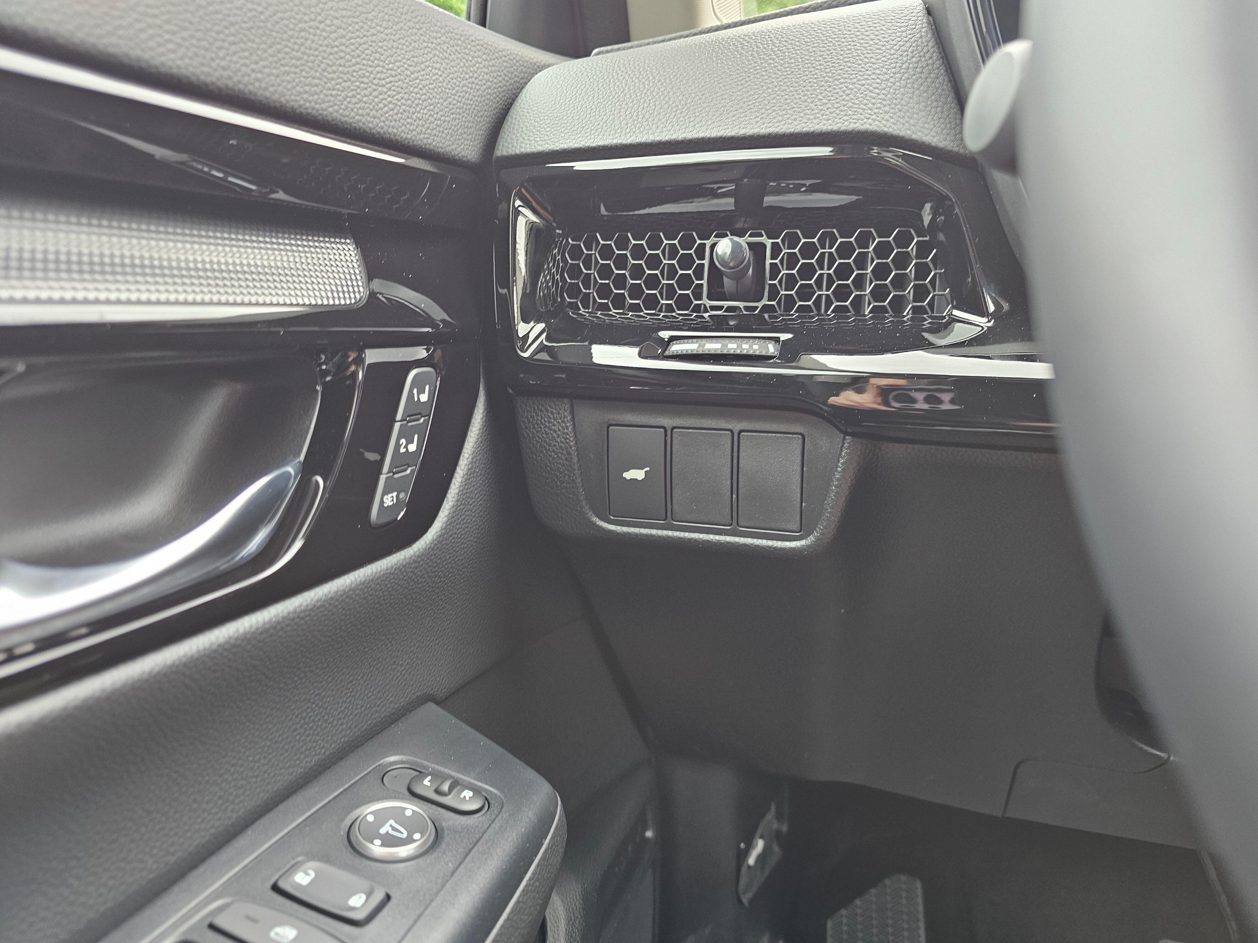 2026 Honda CR-V EX-L photo 17