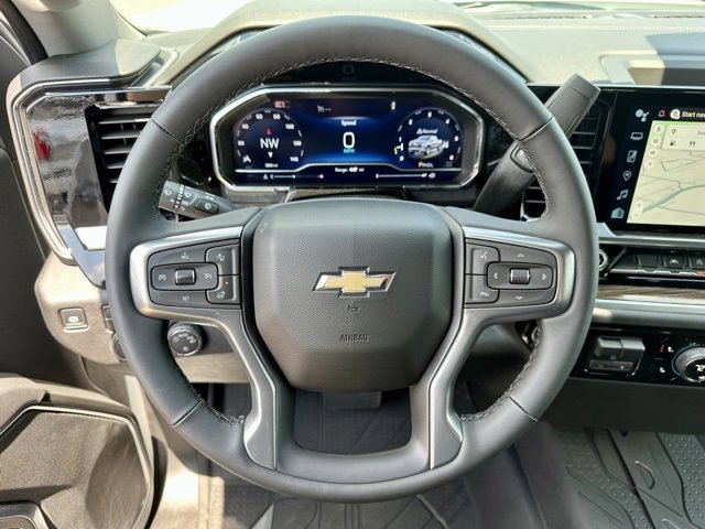 2025 Chevrolet Silverado 1500 LT photo 25