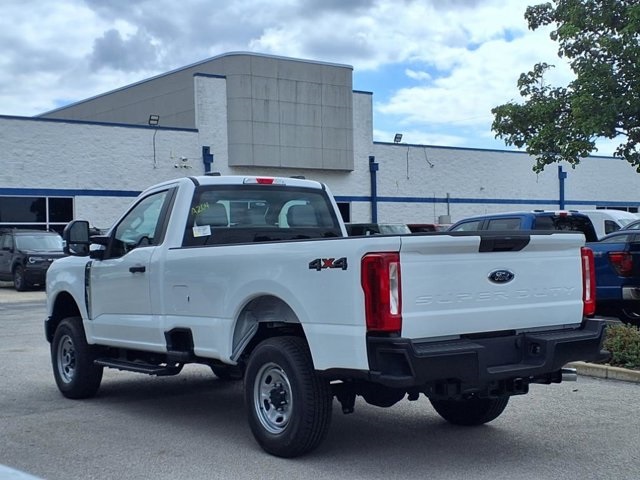 2026 Ford F-250 photo 2