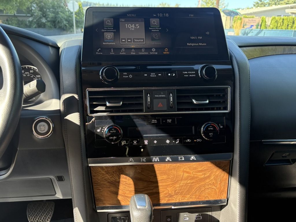 2022 Nissan Armada SL photo 18