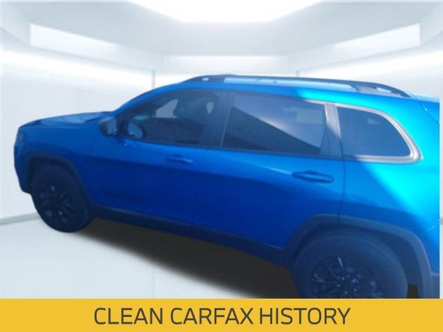 2023 Jeep Cherokee Altitude photo 2