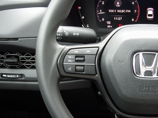 2025 Honda Accord LX photo 16