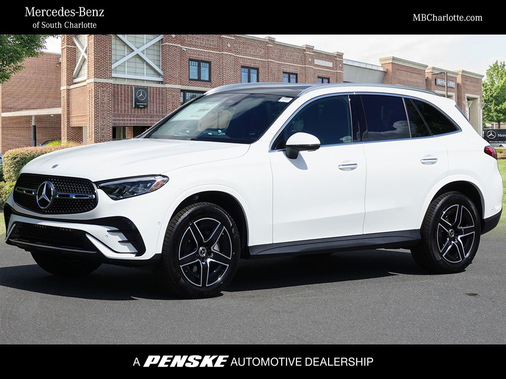 2025 Mercedes-Benz GLC Base's photo