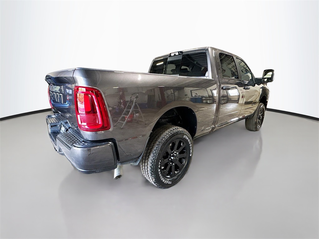 2025 Ram 2500 Big Horn photo 4