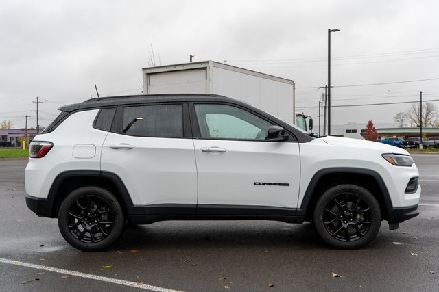 2022 Jeep Compass Altitude photo 4