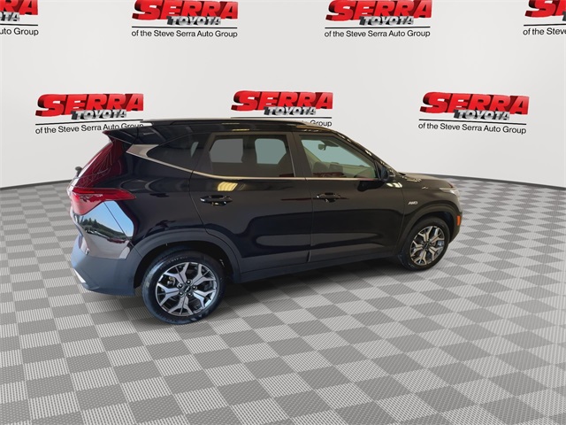 2023 Kia Seltos EX photo 9