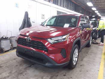 Used 2024 Toyota RAV4 LE with VIN 2T3F1RFV9RW452018 for sale in Kansas City