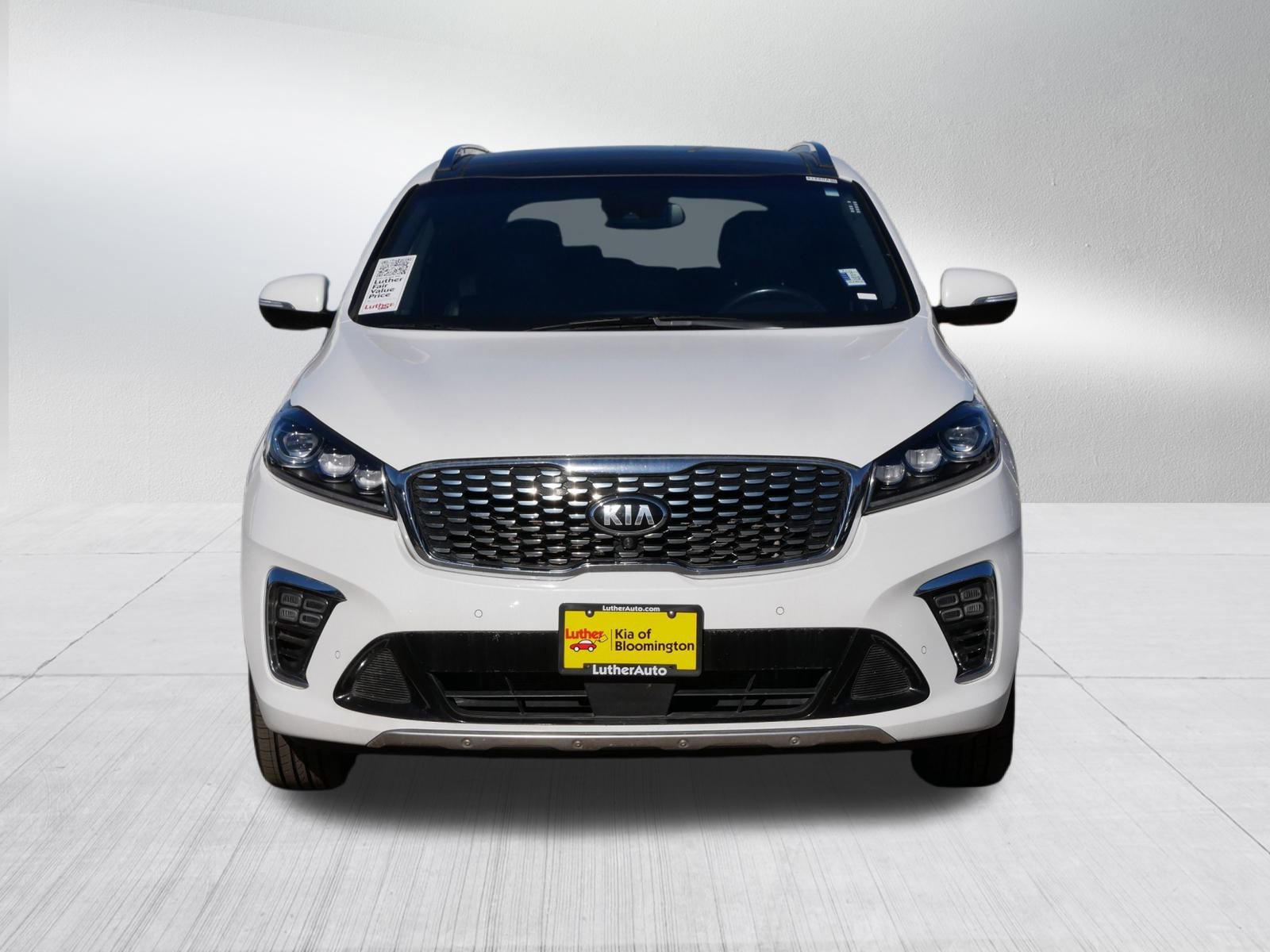 Used 2019 Kia Sorento SXL with VIN 5XYPKDA55KG543075 for sale in Bloomington, Minnesota