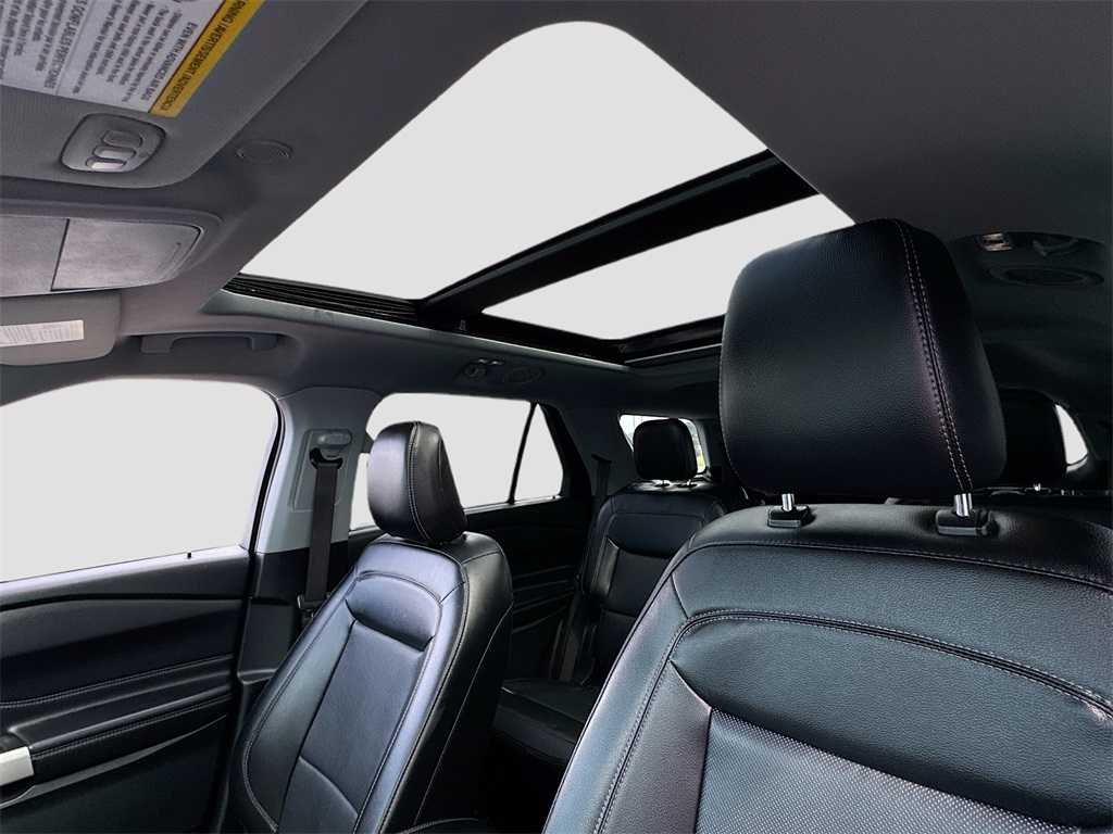 2022 Ford Explorer Limited photo 22