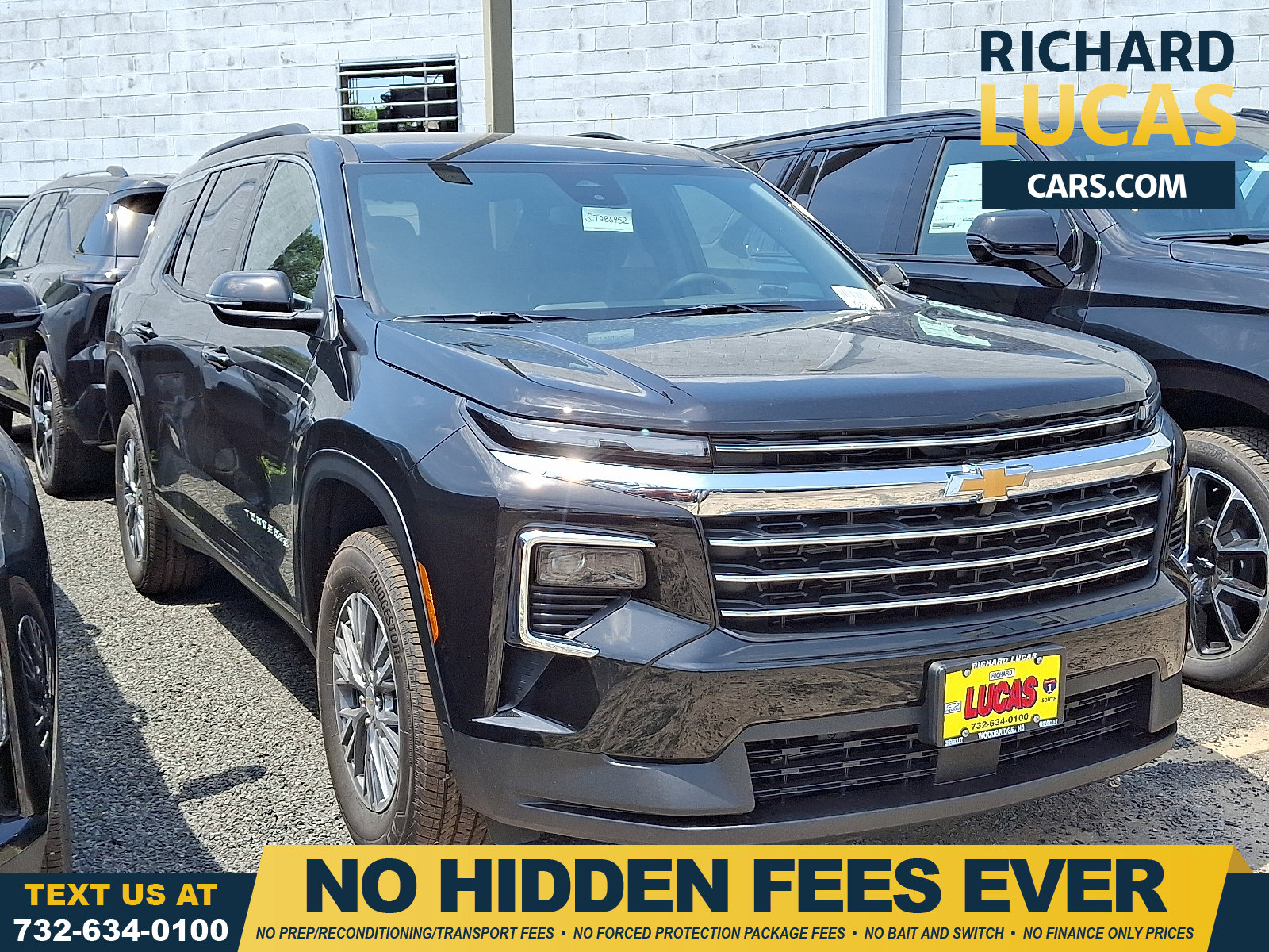 2025 Chevrolet Traverse LT's photo