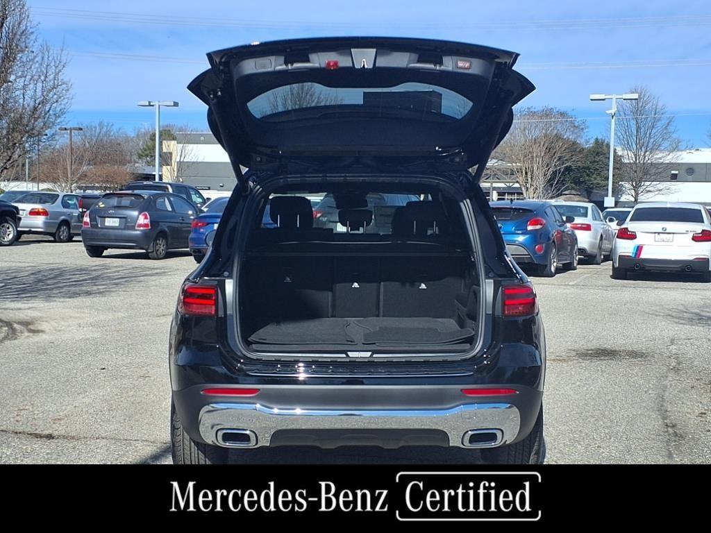 2025 Mercedes Benz GLB 250 photo 3