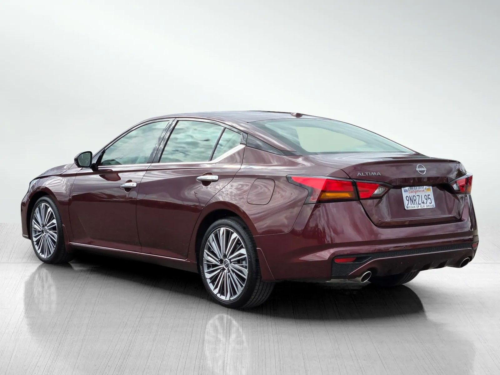 2024 Nissan Altima 2.5 SL photo 6