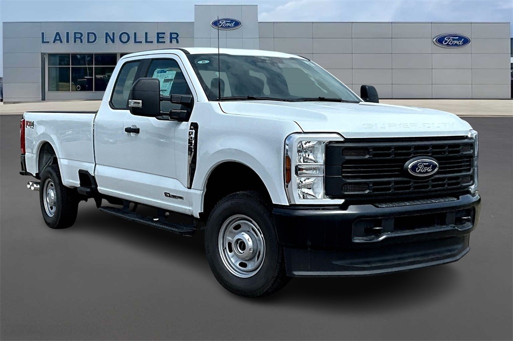 2025 Ford F-250 XL photo 2