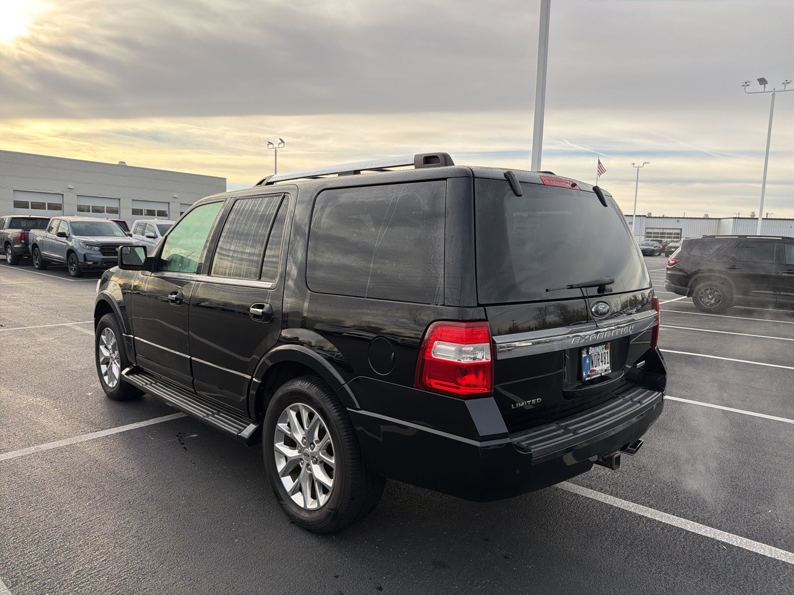 2017 Ford Expedition Limited photo 3