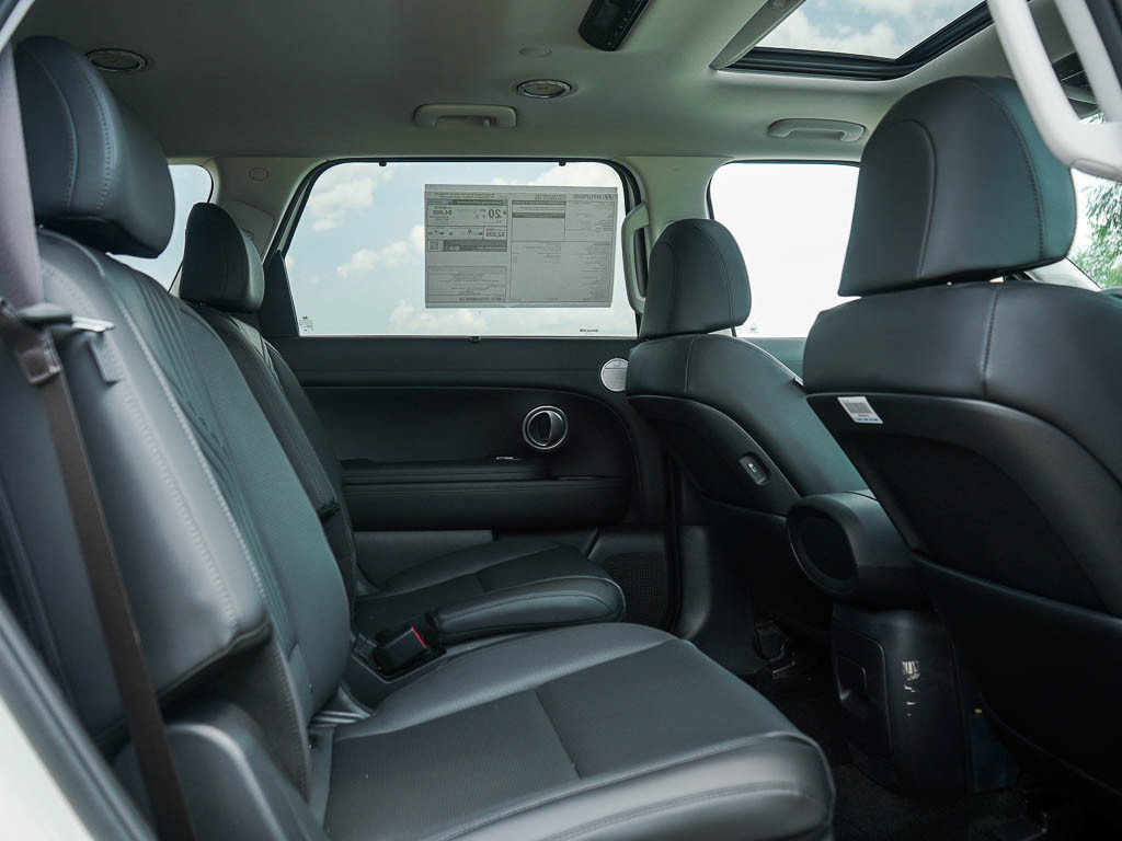2026 Hyundai Palisade SEL photo 11