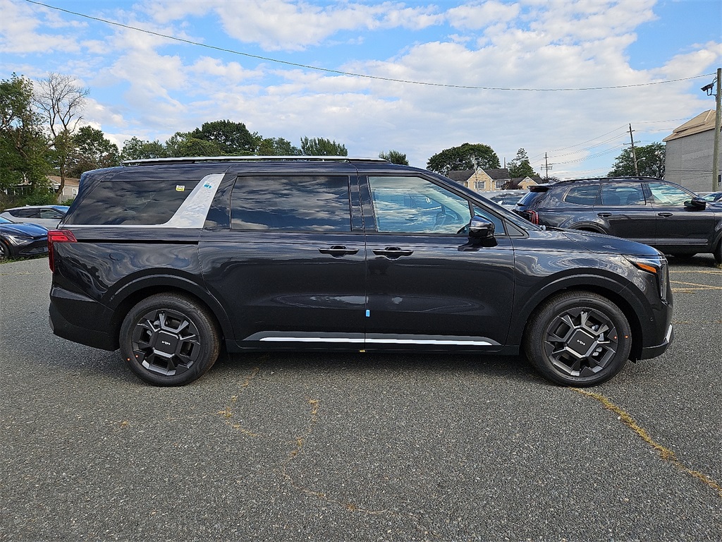 2026 Kia Carnival SX photo 4