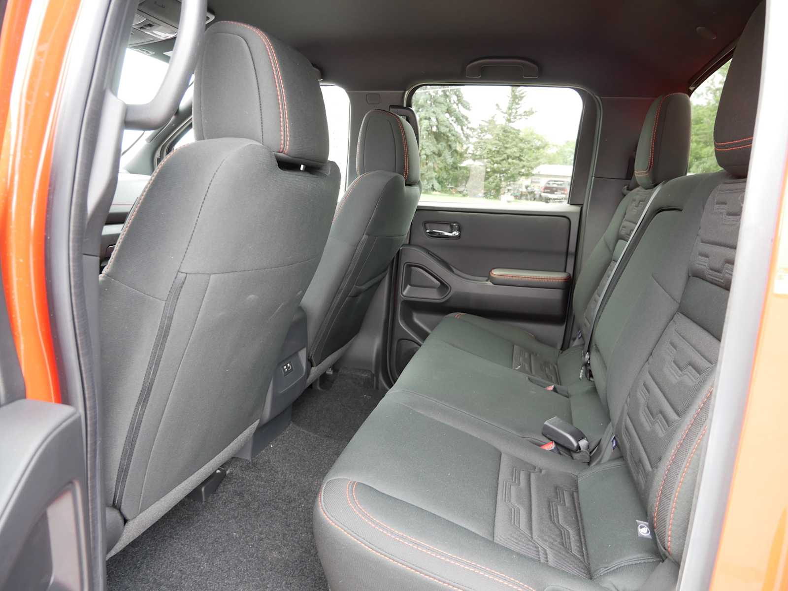 2025 Nissan Frontier PRO-4X photo 11