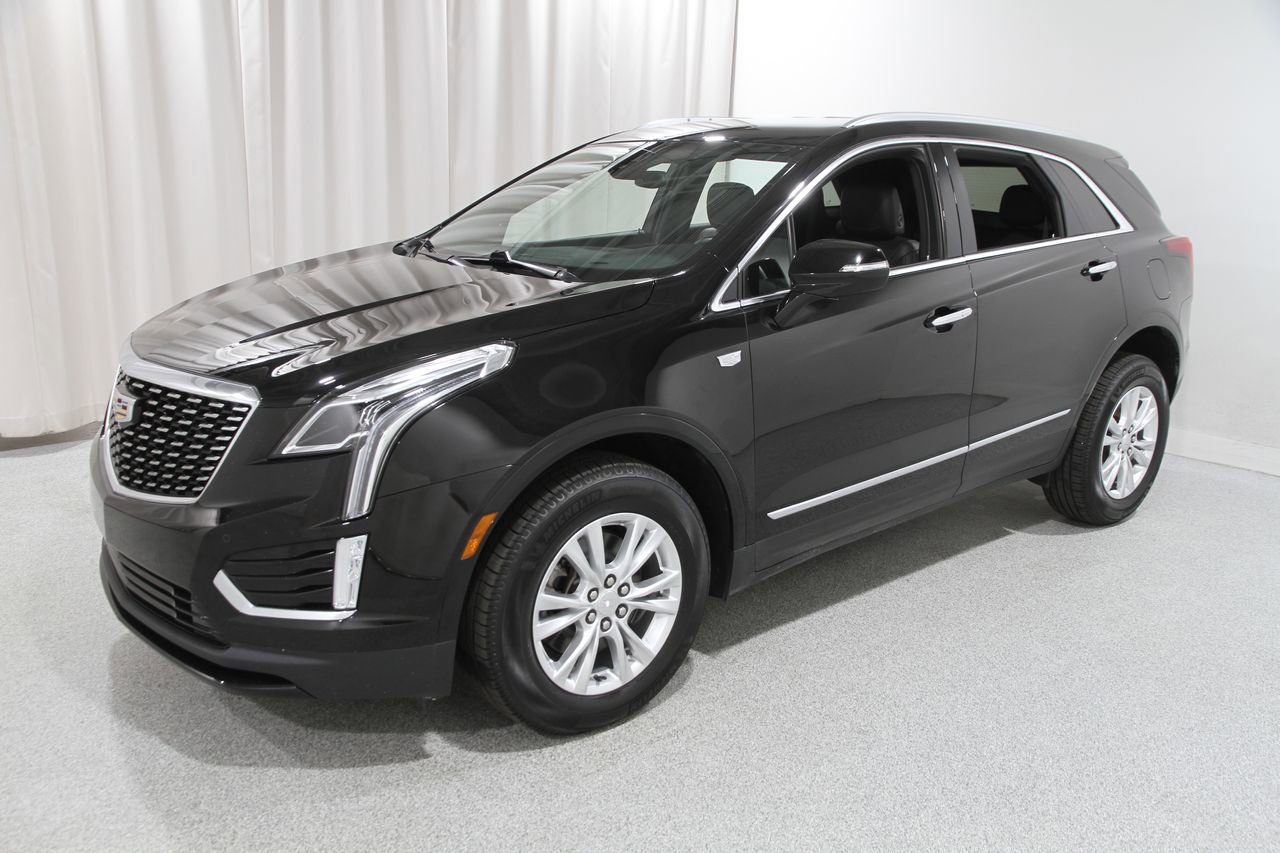 2021 Cadillac XT5 Luxury photo 3