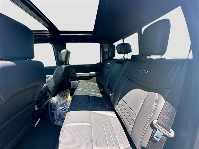 2026 Ford F-250 Platinum photo 5