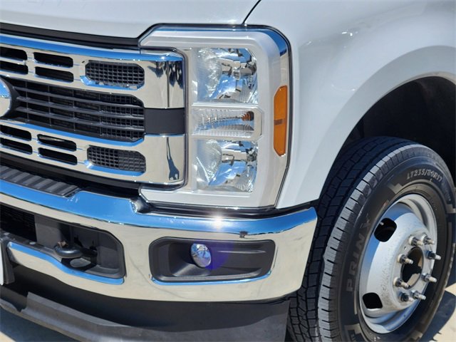 2023 Ford F-350 XLT photo 8