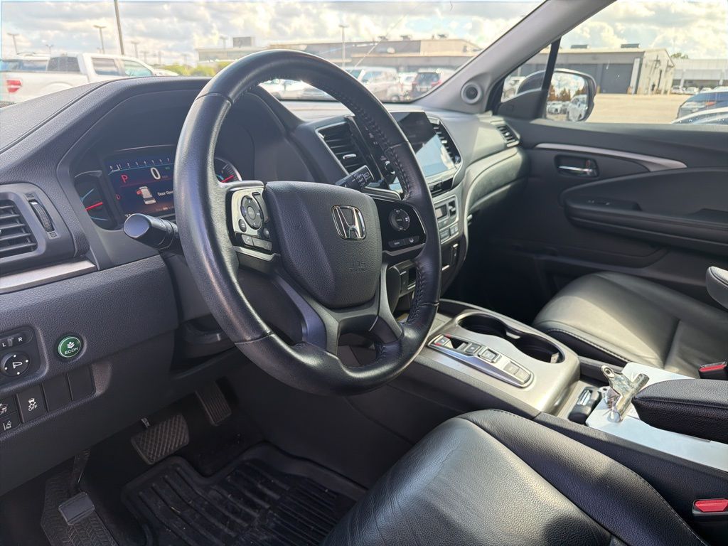 2022 Honda Pilot Special Edition photo 2