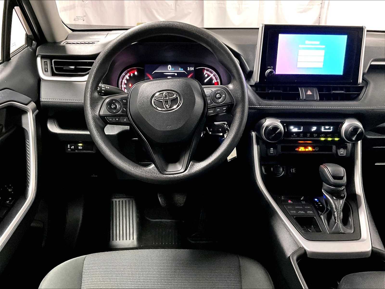 2024 Toyota RAV4 LE photo 15