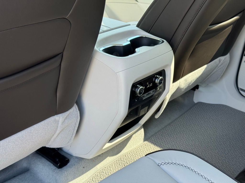 2025 Gmc Acadia Denali photo 21