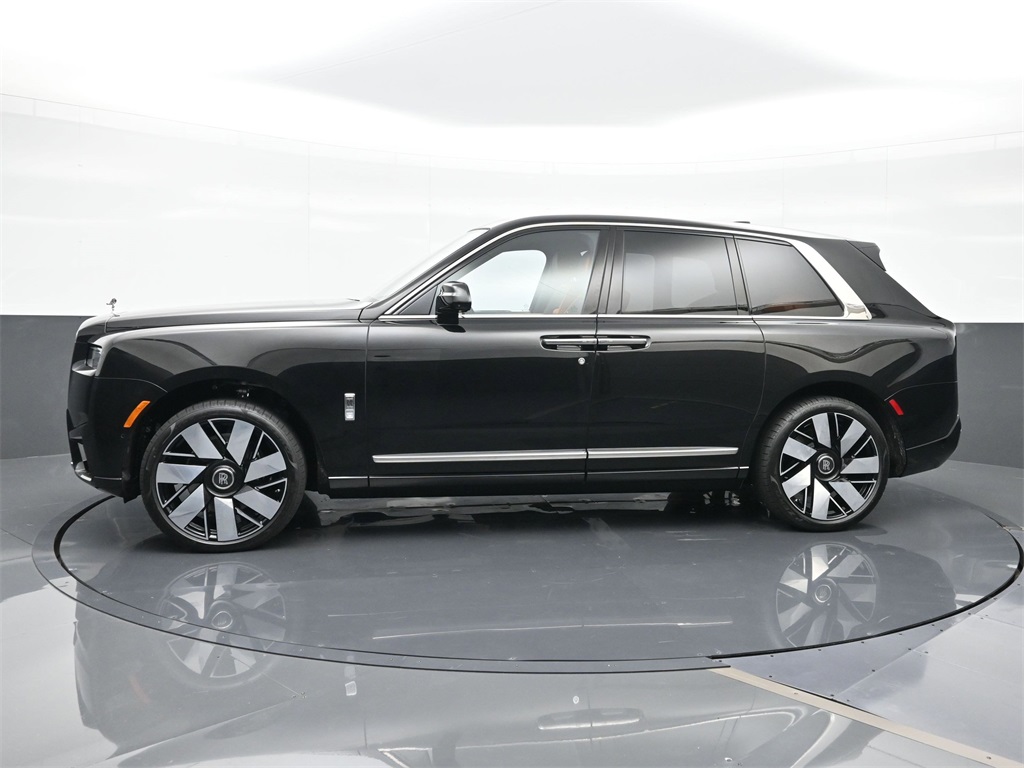 2026 Rolls Royce Cullinan RR photo 2