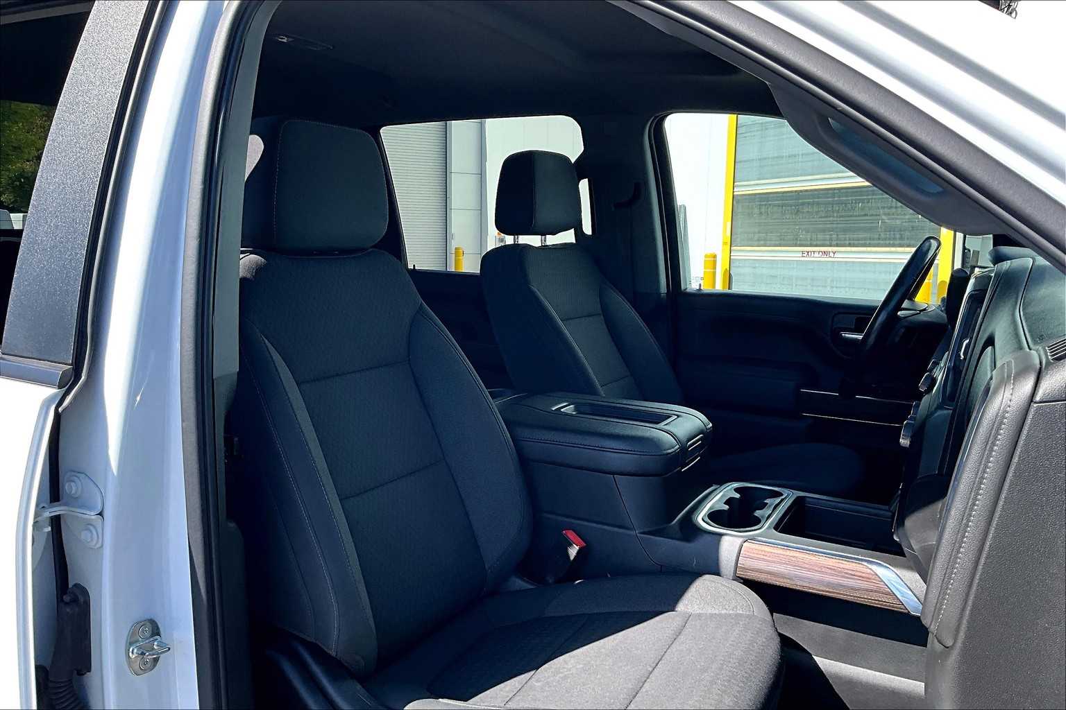 2021 Chevrolet Silverado 2500HD LT photo 7